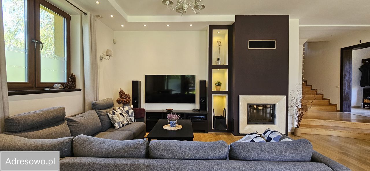 dom wolnostojący, 5 pokoi Sadowa