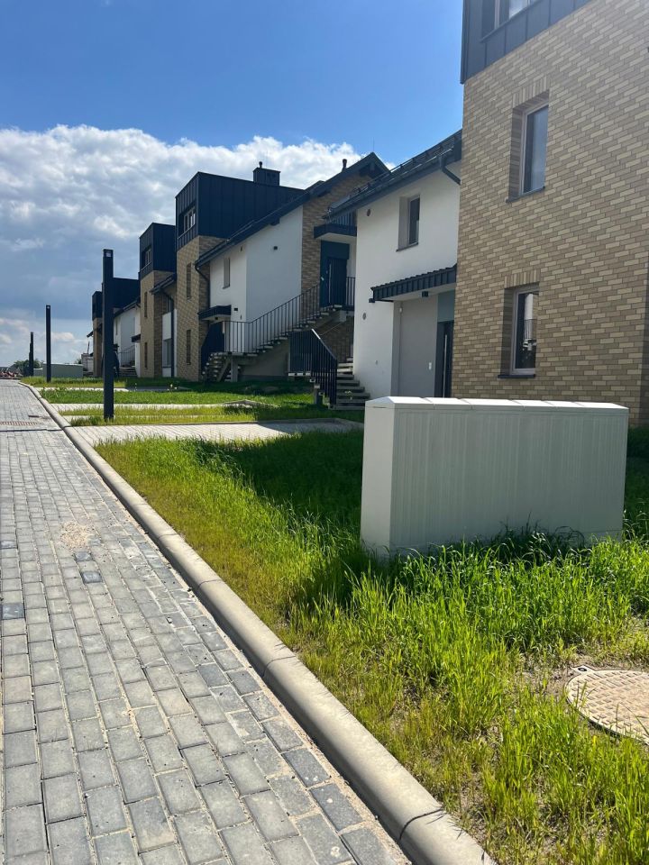 Mieszkanie 4-pokojowe Bibice, ul. Graniczna. Zdjęcie 9