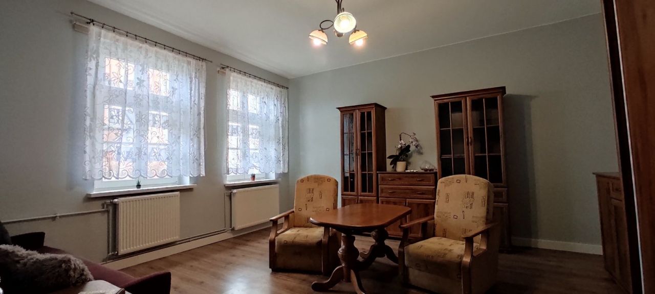 Mieszkanie 2-pokojowe Sulechów, pl. Ratuszowy. Zdjęcie 1