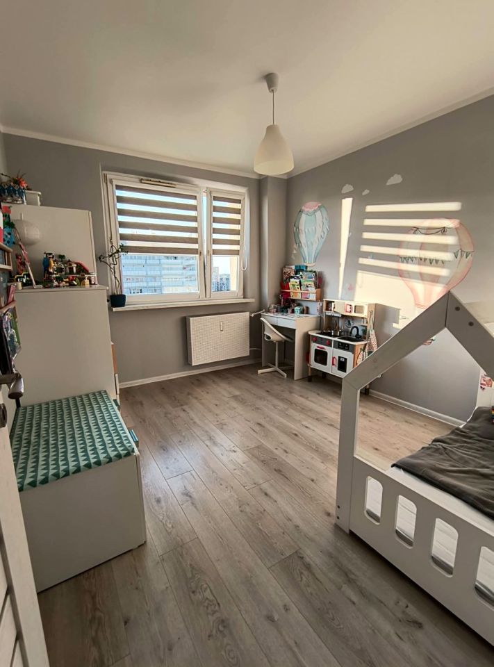 Mieszkanie 4-pokojowe Żory, os. Pawlikowskiego. Zdjęcie 2