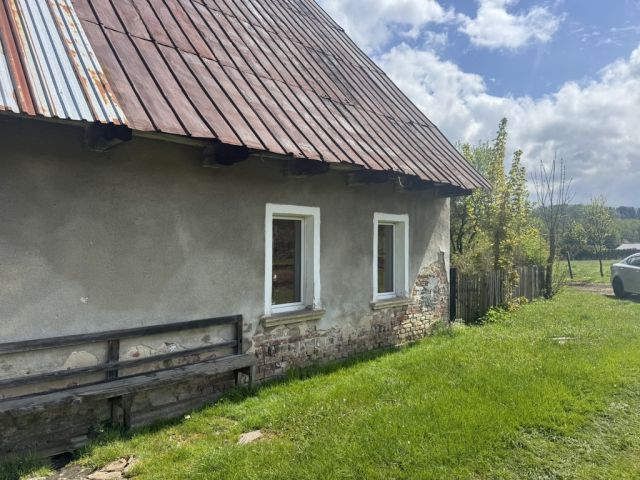 dom wolnostojący, 4 pokoje Smreczyna. Zdjęcie 2