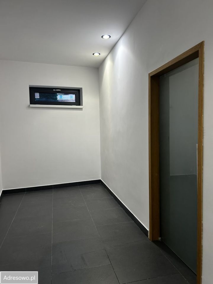 Lokal Katowice Zawodzie, ul. 1 Maja. Zdjęcie 7