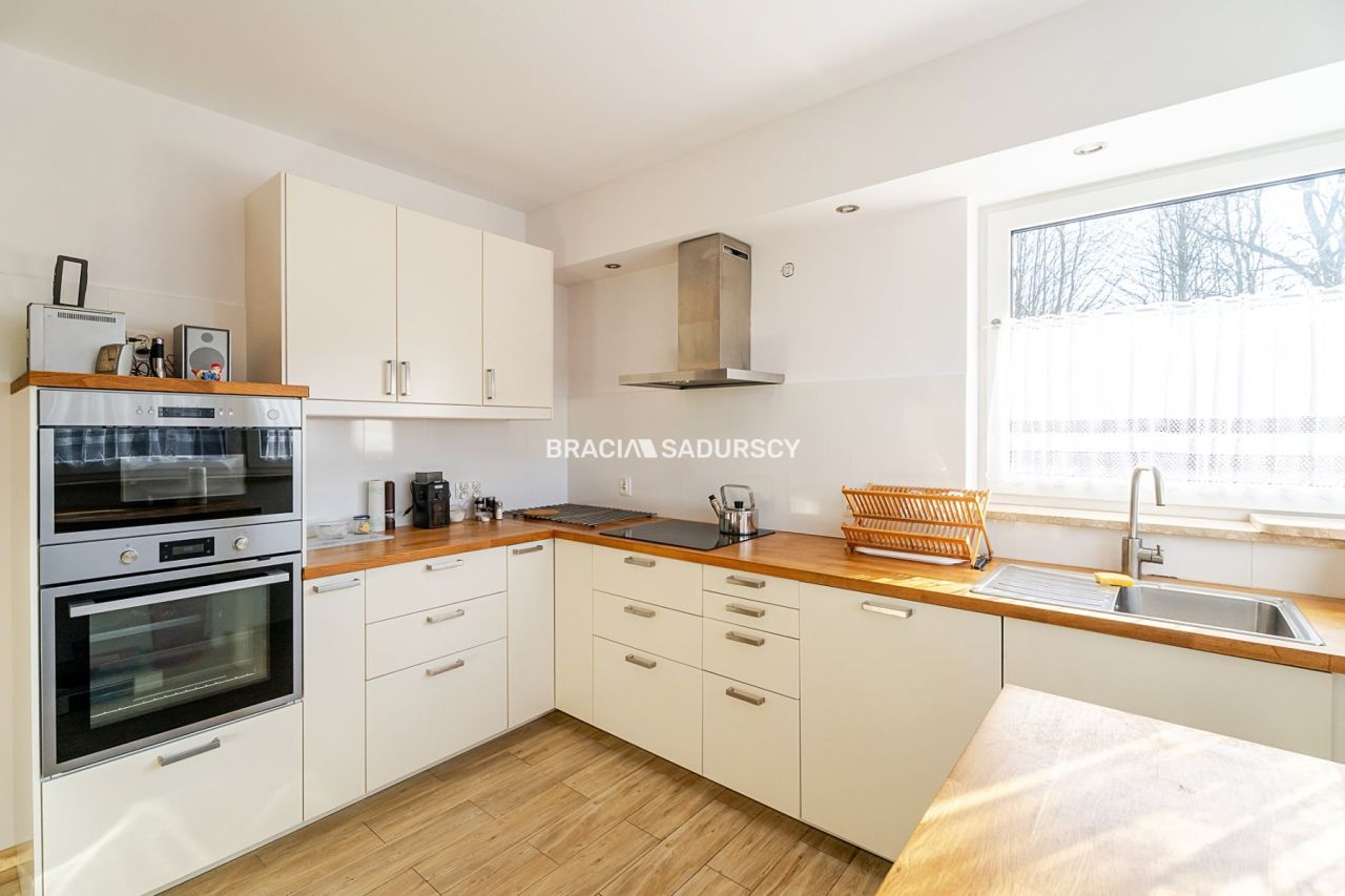 dom wolnostojący, 5 pokoi Łomna. Zdjęcie 9