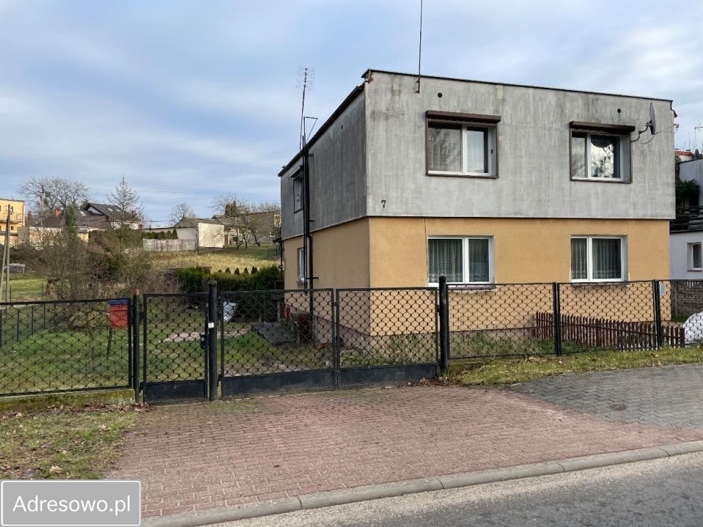 bliźniak, 4 pokoje Pobiedziska, ul. Klasztorna. Zdjęcie 1