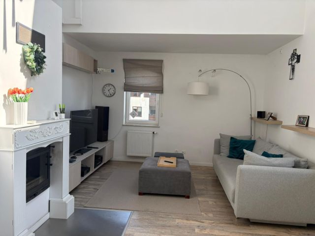 Mieszkanie 4-pokojowe Kielanówka. Zdjęcie 1