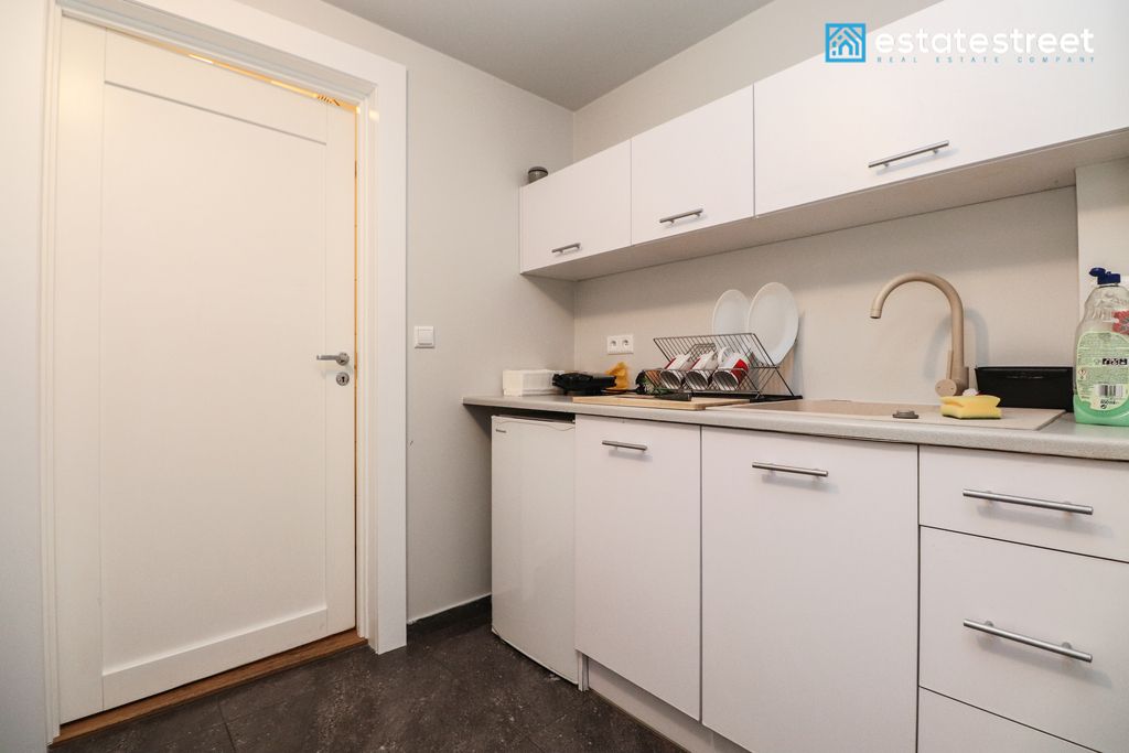 Biuro Kraków Łagiewniki-Borek Fałęcki, ul. Józefa Marcika. Zdjęcie 7