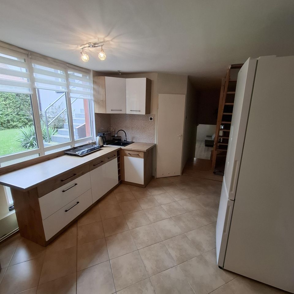 dom wolnostojący, 6 pokoi Tychy Cielmice, ul. Bieruńska. Zdjęcie 10