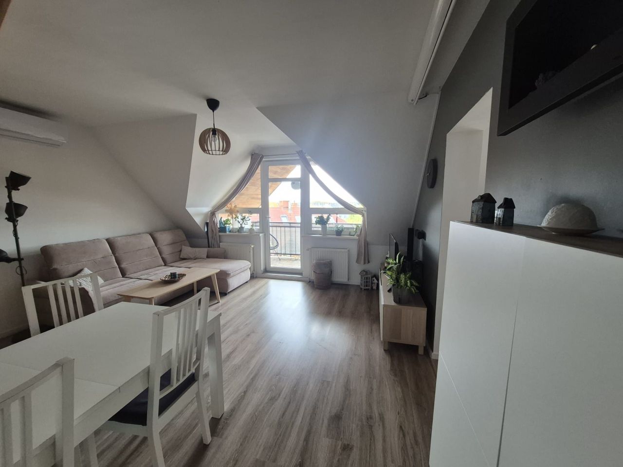 Mieszkanie 3-pokojowe Przecław. Zdjęcie 4