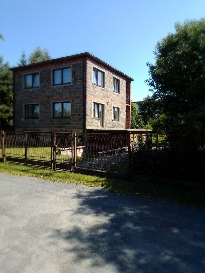 dom wolnostojący, 6 pokoi Częstochowa Grabówka