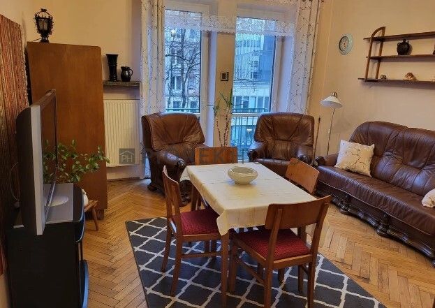 Mieszkanie 3-pokojowe Warszawa Śródmieście, ul. Krucza. Zdjęcie 1