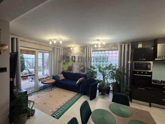 dom wolnostojący, 5 pokoi Ząbki. Zdjęcie 3