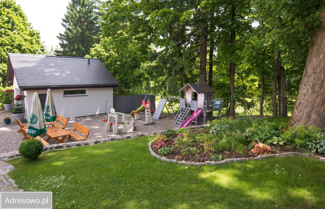 dom wolnostojący Szklarska Poręba Marysin, ul. Bronka Czecha. Zdjęcie 2