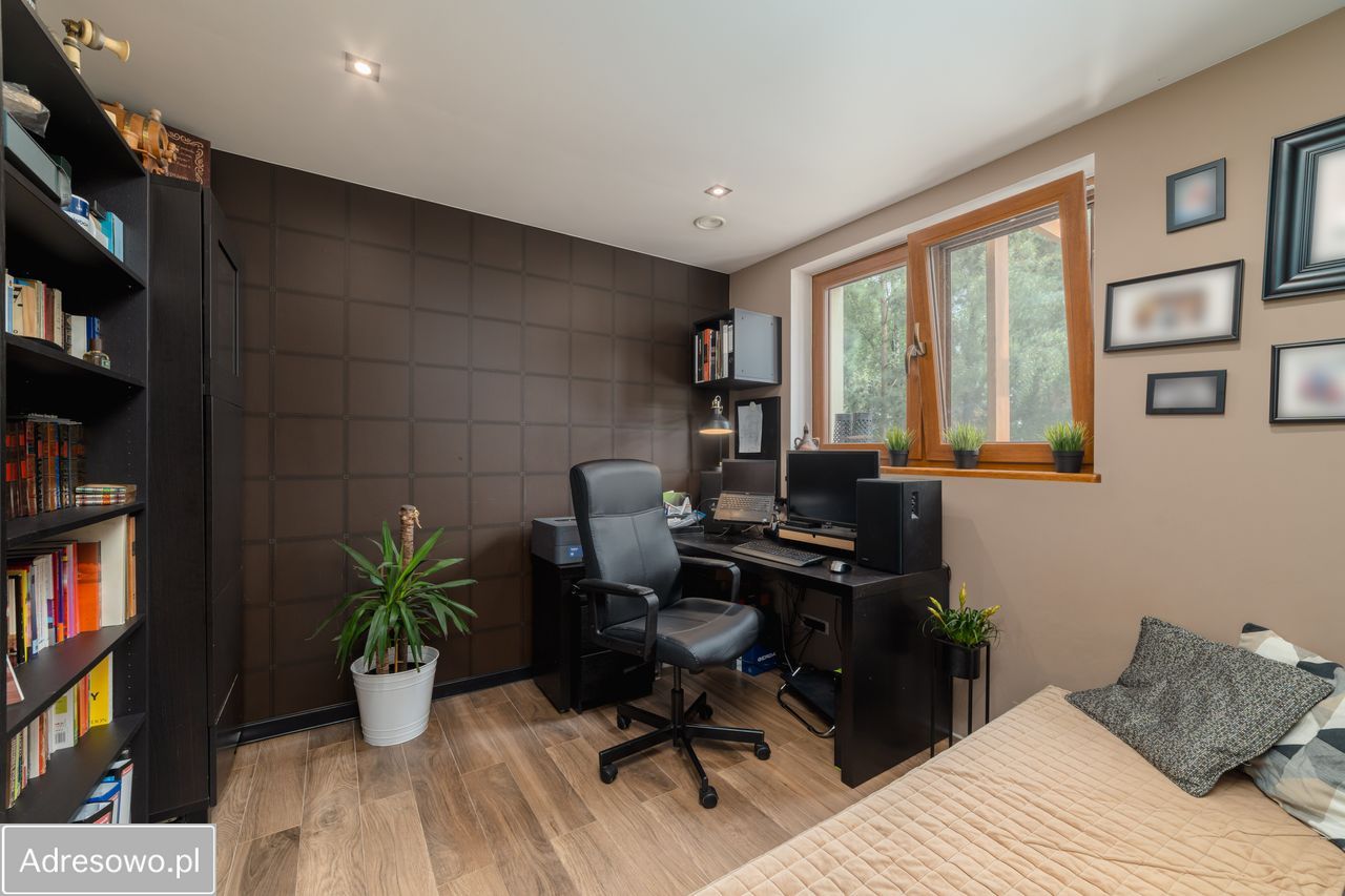 dom wolnostojący, 6 pokoi Lutomiersk. Zdjęcie 5