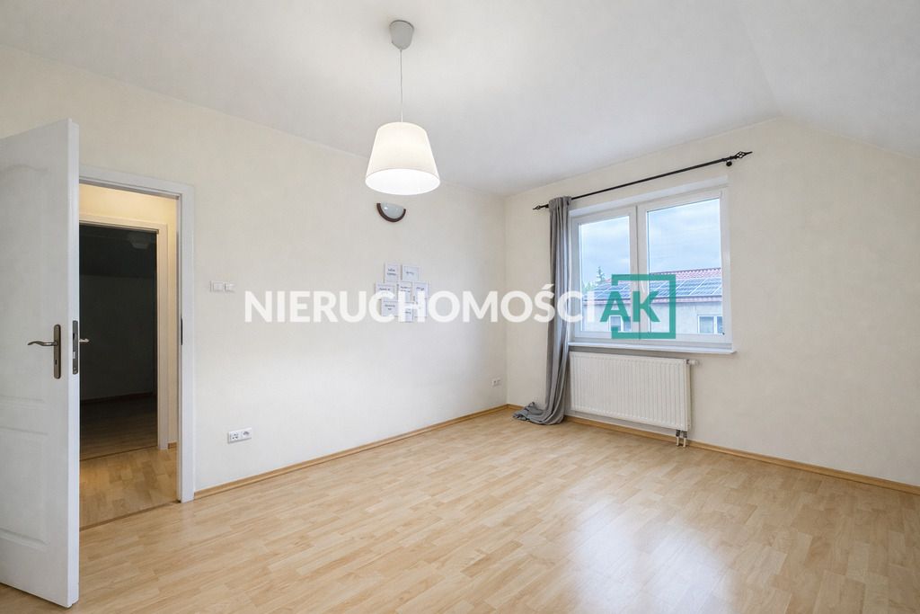 dom wolnostojący, 5 pokoi Konin, ul. Azaliowa. Zdjęcie 21