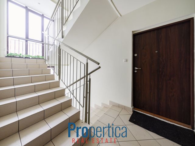 Mieszkanie 3-pokojowe Warszawa Śródmieście, ul. Wspólna. Zdjęcie 3