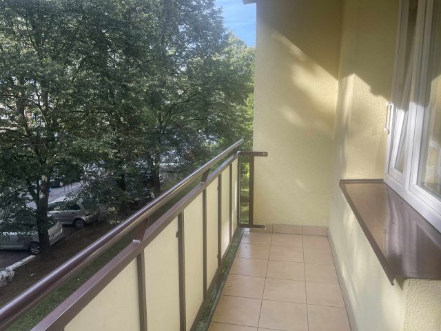 Mieszkanie 4-pokojowe Katowice Wełnowiec, ul. prof. Jana Mikusińskiego. Zdjęcie 1