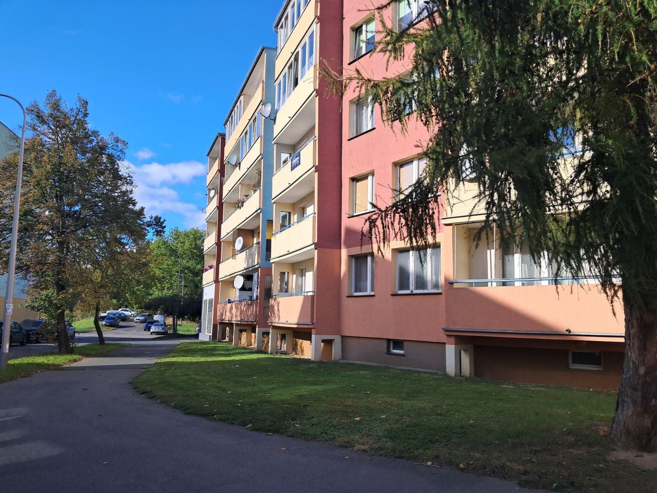 Mieszkanie 2-pokojowe Jelenia Góra Cieplice Śląskie-Zdrój, ul. Wita Stwosza. Zdjęcie 1