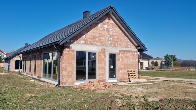 dom wolnostojący, 4 pokoje Pisary, ul. Spacerowa. Zdjęcie 9