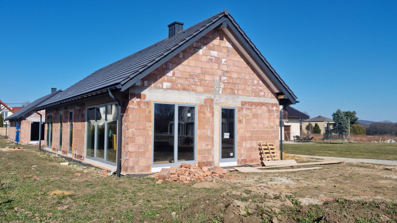 dom wolnostojący, 4 pokoje Pisary, ul. Spacerowa. Zdjęcie 3