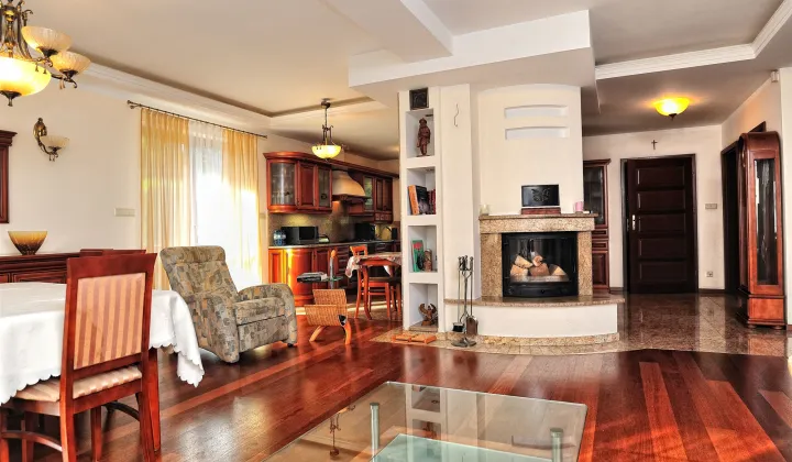 dom wolnostojący, 4 pokoje Niedźwiedź