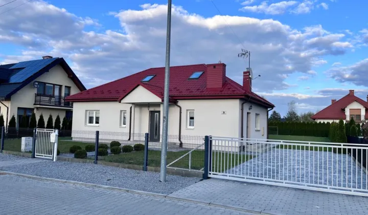 dom wolnostojący Lubaczów Mazury, ul. Frnciszka Mazurkiewicza