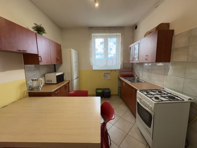 dom szeregowy, 10 pokoi Jelenia Góra Czarne. Zdjęcie 18