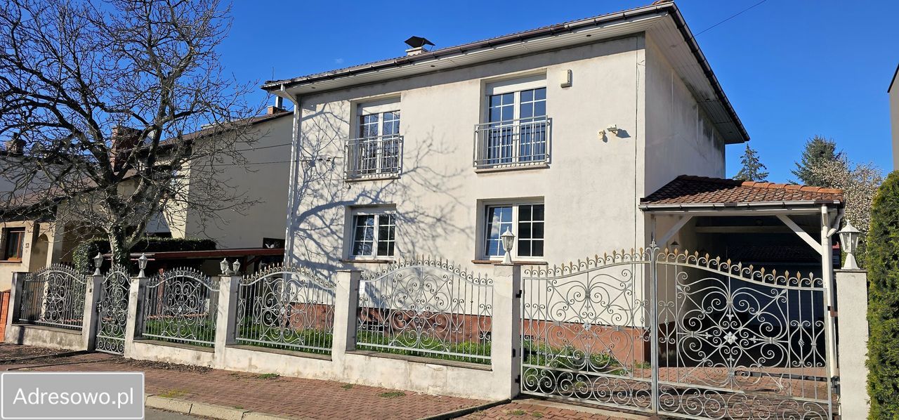 dom wolnostojący, 5 pokoi Mikołów Centrum, ul. Długa. Zdjęcie 1