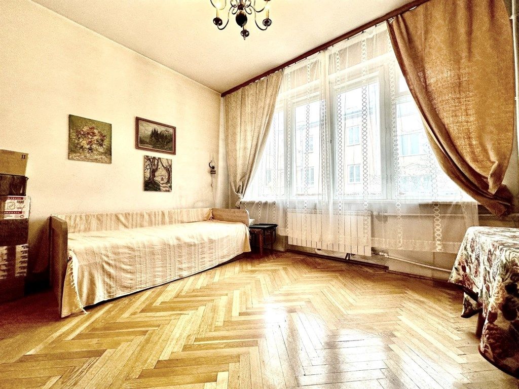 Mieszkanie 4-pokojowe Warszawa Śródmieście, ul. Wilcza. Zdjęcie 1