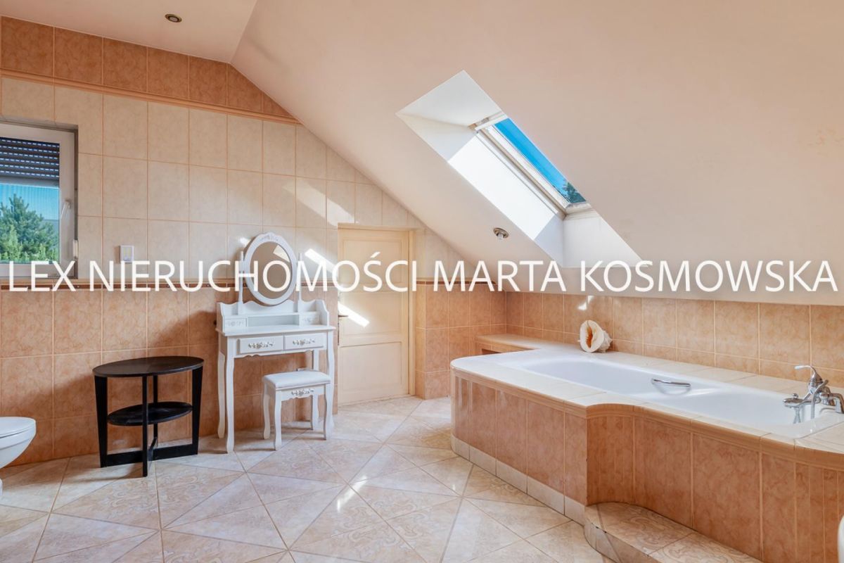 dom wolnostojący, 5 pokoi Szymanów. Zdjęcie 9