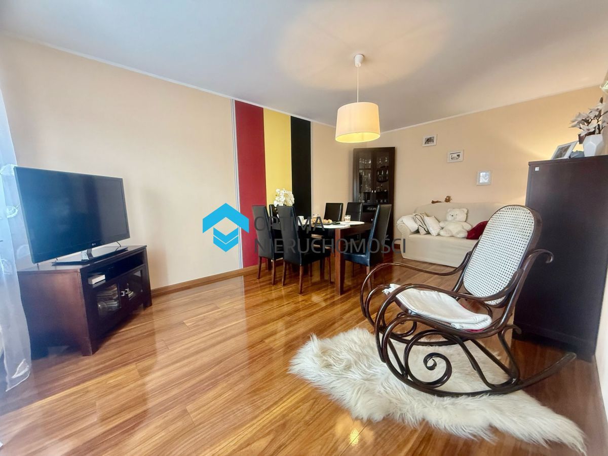 Mieszkanie 3-pokojowe Jelenia Góra, ul. Obrońców Pokoju. Zdjęcie 3