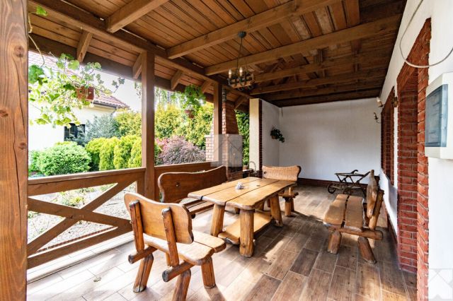 dom wolnostojący, 7 pokoi Lesko, ul. Kościuszki. Zdjęcie 5