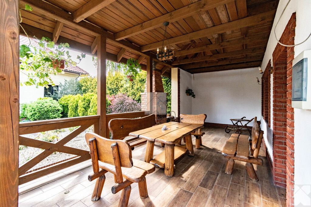 dom wolnostojący, 7 pokoi Lesko, ul. Kościuszki. Zdjęcie 5