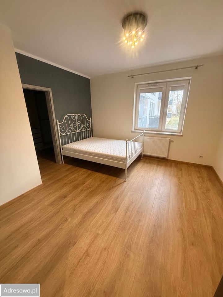 Mieszkanie 2-pokojowe Ostrowiec Świętokrzyski, ul. Mikołaja Kopernika. Zdjęcie 9