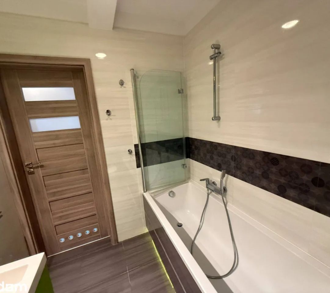 dom szeregowy, 4 pokoje Bibice Czekaj, ul. Leśna. Zdjęcie 9