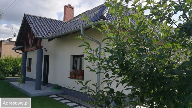 dom wolnostojący, 6 pokoi Kędzierzyn-Koźle Cisowa. Zdjęcie 1