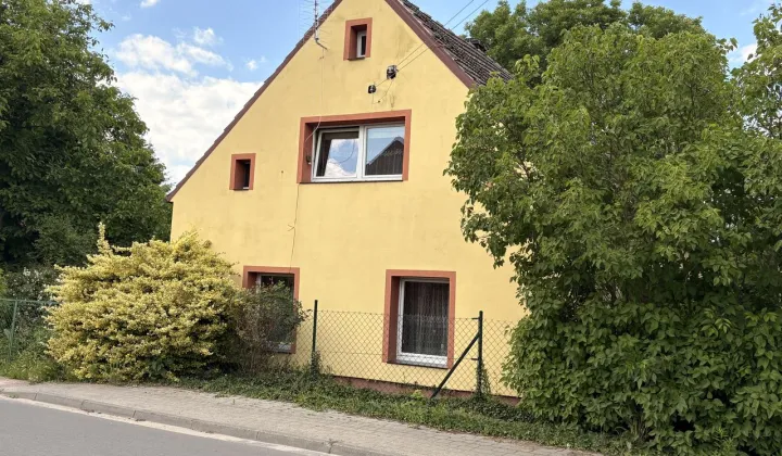 dom wolnostojący, 5 pokoi Szczepanów, ul. Długa