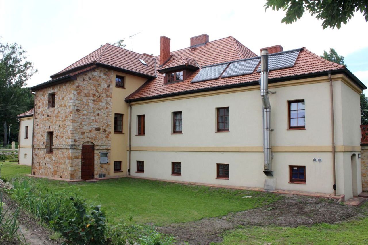 dworek, 11 pokoi Fałków. Zdjęcie 4