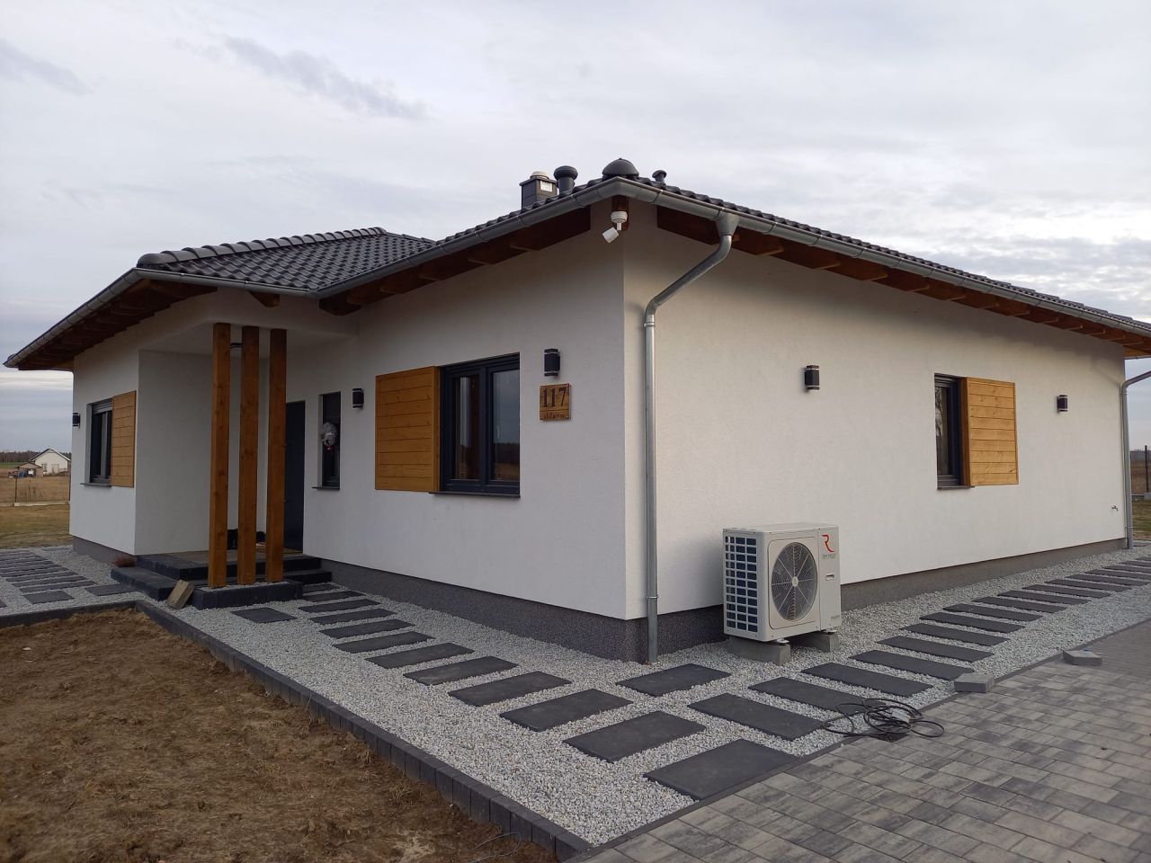 dom wolnostojący, 4 pokoje Janczewo, ul. Żniwna. Zdjęcie 1