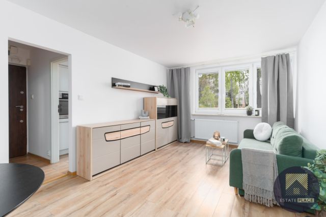 Mieszkanie 3-pokojowe Warszawa Śródmieście, ul. Mordechaja Anielewicza. Zdjęcie 2