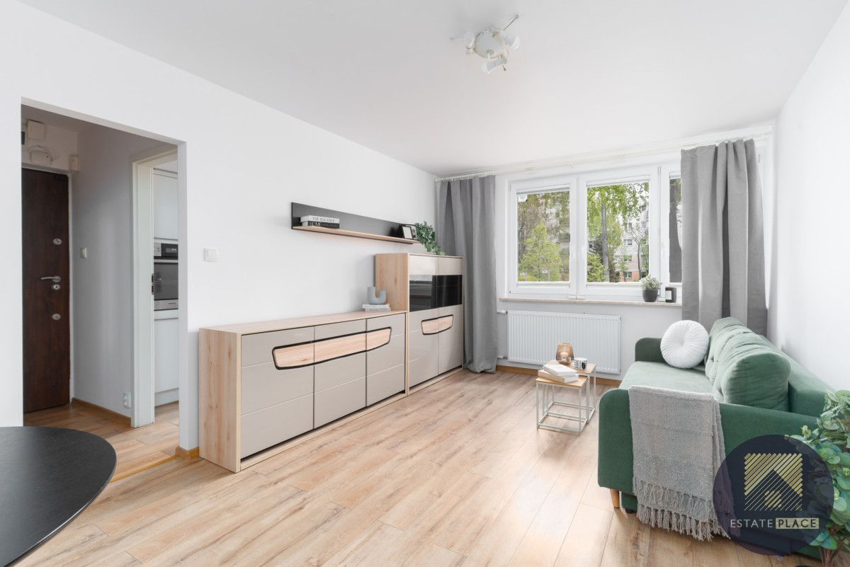 Mieszkanie 3-pokojowe Warszawa Śródmieście, ul. Mordechaja Anielewicza. Zdjęcie 2