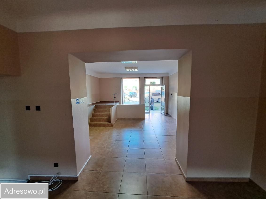 Lokal Ostrowiec Świętokrzyski Centrum, ul. Iłżecka. Zdjęcie 2