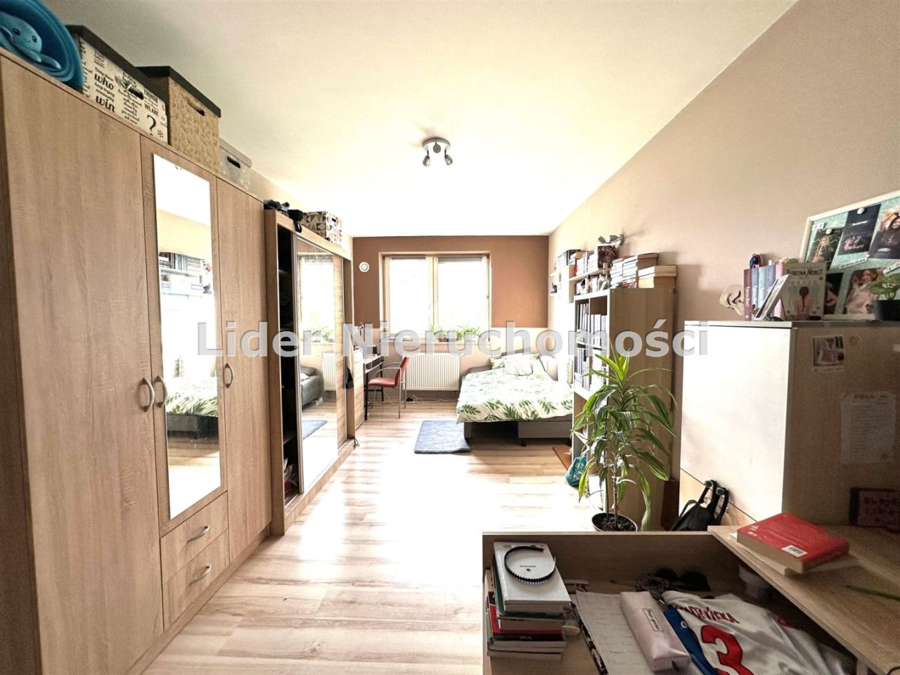 dom wolnostojący, 7 pokoi Ksawerów. Zdjęcie 8