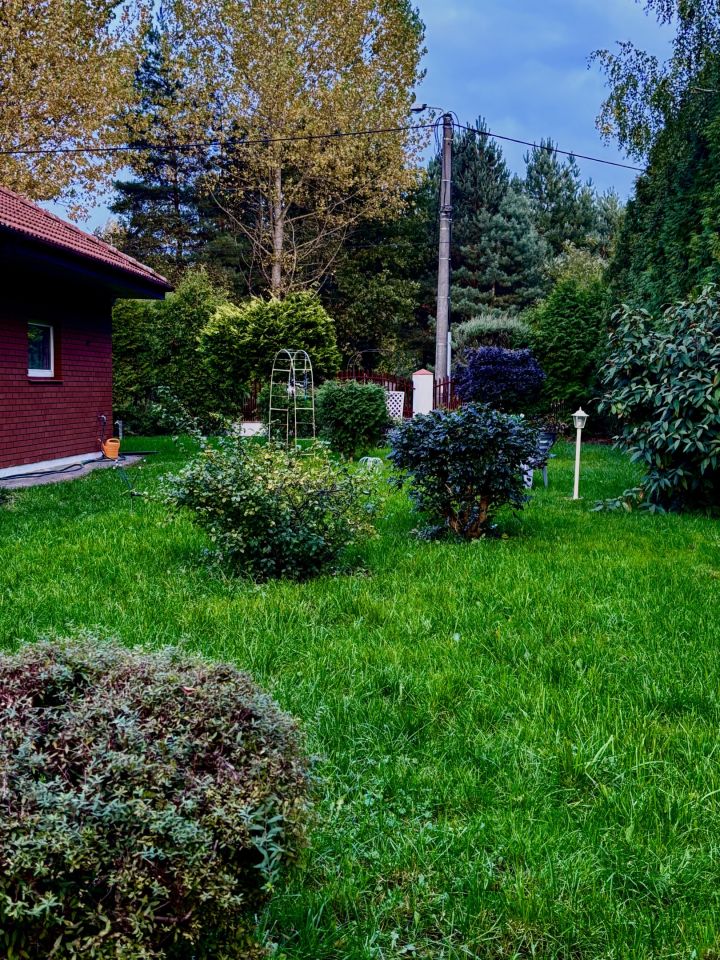 dom wolnostojący, 4 pokoje Sulejów Podklasztorze. Zdjęcie 2