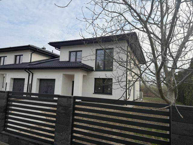 bliźniak, 5 pokoi Falenty Duże, ul. Zamkowa. Zdjęcie 1