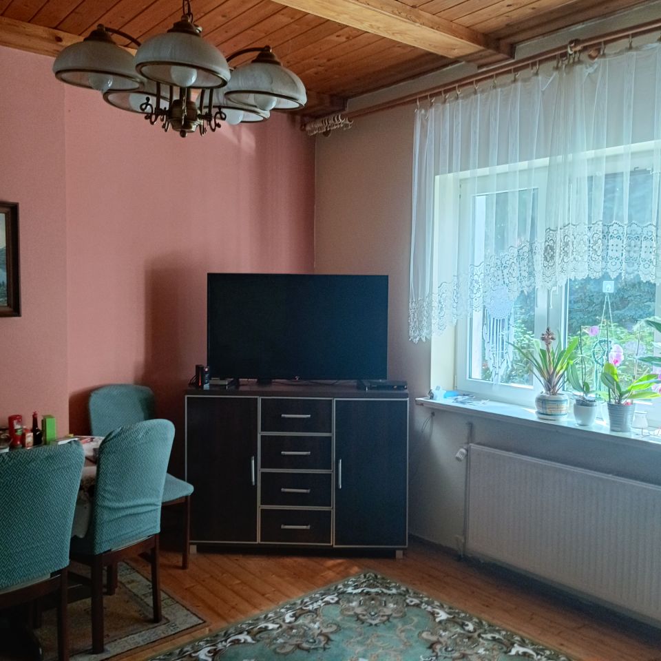 dom wolnostojący, 4 pokoje Wałbrzych Biały Kamień, ul. Krzysztofa Kamila Baczyńskiego. Zdjęcie 4