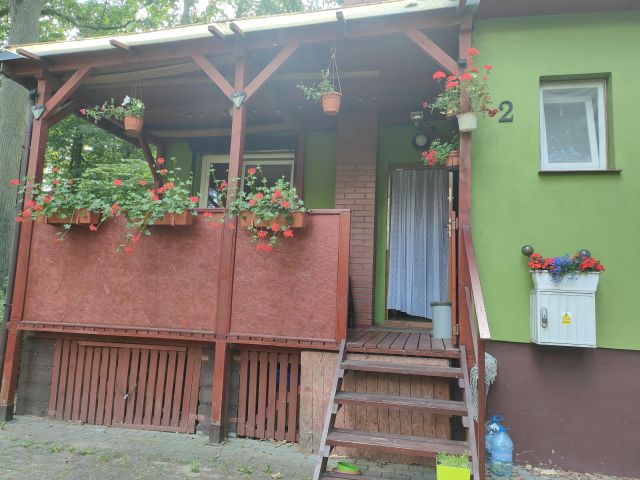 dom letniskowy, 2 pokoje Okonin. Zdjęcie 1