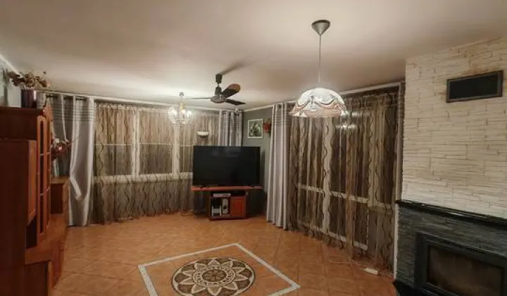 bliźniak, 5 pokoi Dzierżoniów, ul. Modrzewiowa