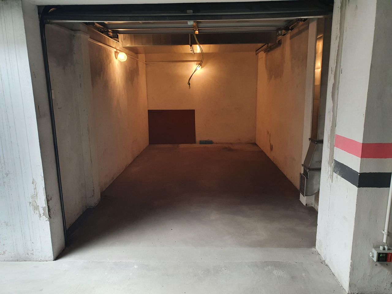 Garaż/miejsce parkingowe Kraków Dębniki, ul. Szuwarowa. Zdjęcie 1