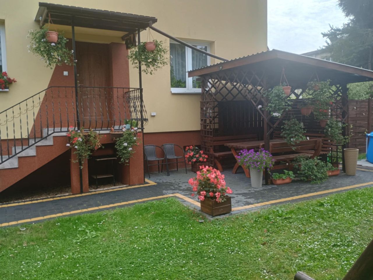 Mieszkanie 5-pokojowe Żulice. Zdjęcie 4