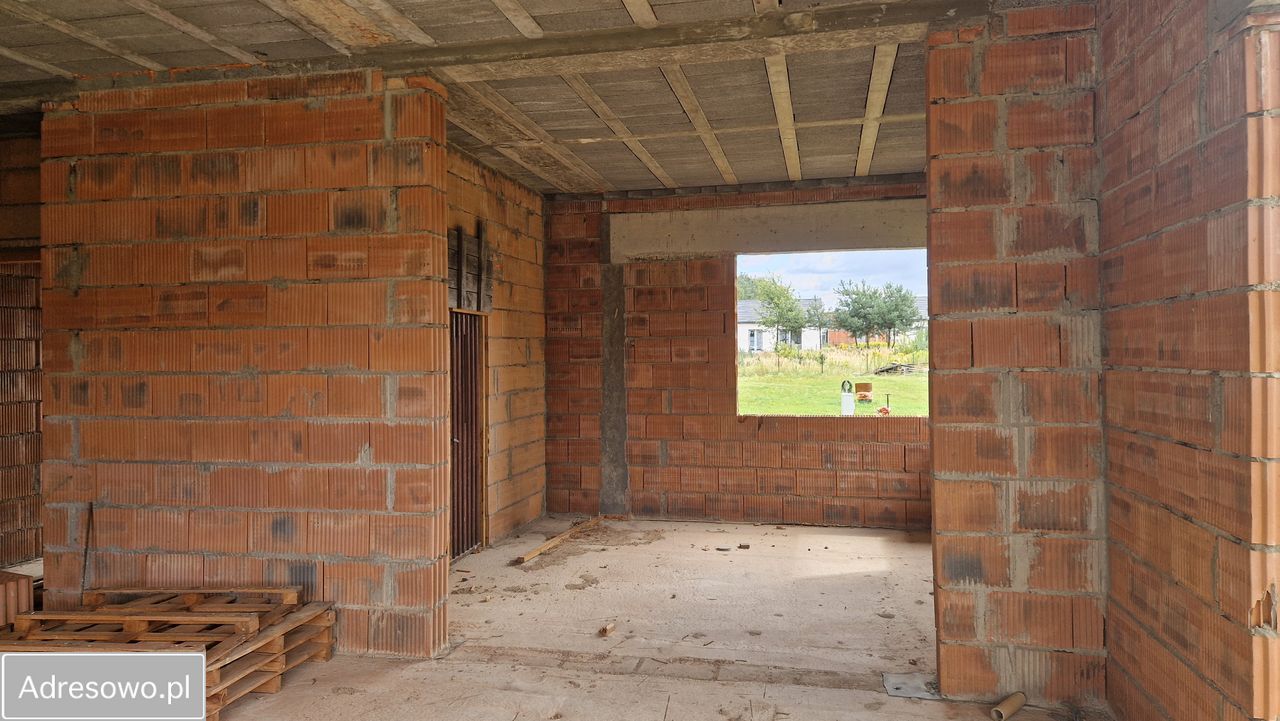 dom wolnostojący, 4 pokoje Kuźniki. Zdjęcie 8